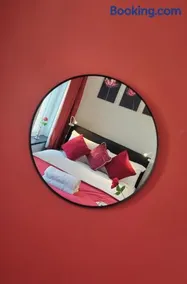 Three Bedroom Home 10 minute walk from stadium - Image 1