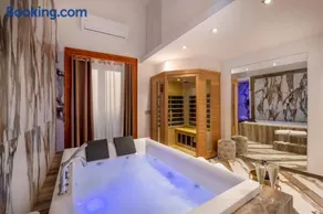 Sant'Antonino Luxury Suite - Image 2