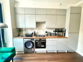 Stylish 2BR Flat 3 Mins to Wembley Stadium - Image 3