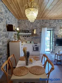 Theta Guesthouse - Image 5