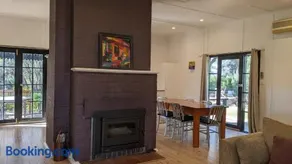 Whispering Moon Cottage - Image 3