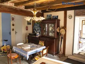 Gîte spacieux au cœur du Val de Loire, entre Orléans et Blois, avec jardin, cour fermée et BBQ ! - Image 2