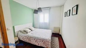 Adosado familiar en entorno privilegiado - Image 3