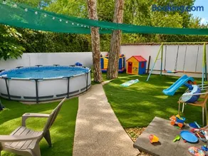 Kalabria Guest House Pool, BBQ & Jacuzzi - Image 2