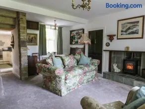 Sally's Cottage - Image 3