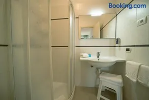 Hotel Punta Pina - Image 2