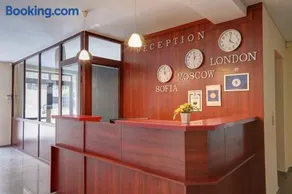 IZVORA APART-HOTEL Beach Front Suites - Image 4