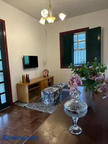 2 Quartos-casa toda-50 M área central e histórica - Image 4