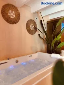 Suite Bali Prestige- SPA & Sauna - Image 1