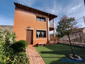 Casa Puerta de Albarracín - Image 1