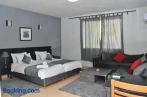 EAST WEST HOTEL - Image 3