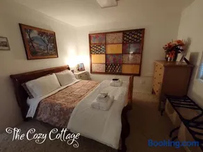 Cozy Cottage - Image 5