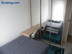 Charmant F2 de 30m2 moin cher à 25 min de Paris jusqu'à 5 personnes - Image 2