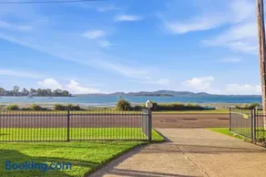 Bayview Nook Tanilba Bay - Image 3