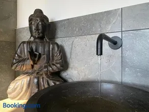 Guest Rooms by Art Bruges - Image 3
