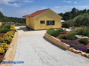 Happy garden house - Image 1