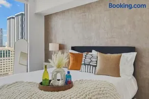Luxury High rise Heart Bellevue - Image 3