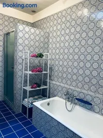 APPARTAMENTO IN COLLINA, vista lago - Image 5