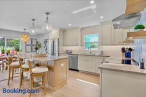 Hurricane House - Image 4