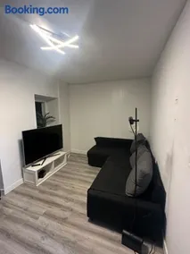 Apartamento familiar en el centro de Laredo - Image 2