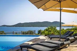 Camp Panorama with pool - Image 1