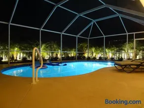 Luxury and the beach - Image 5