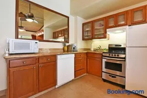 Napili Shores I270 · NS I270 OceanFront Studio w Ocean Views Poo - Image 4