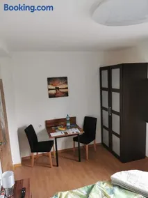 HomeW4 - Tiny Apartment - Image 3