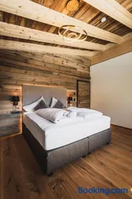 Beautiful, completely renovated house in Méribel - Image 2