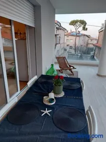 Appartamento nuovo da Lilly con terrazza tra centro e mare - Image 2