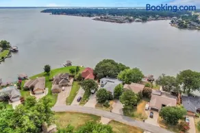 Bluff View Drive - Image 4