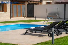 Villa Genia I - Image 2