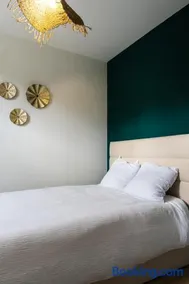 Appartement chaleureux & confort, parking privé - Image 3