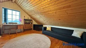 Cozy Cabin - Image 3