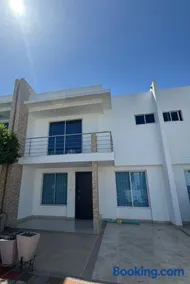 Casa De Lujo Las Margaritas - Image 2