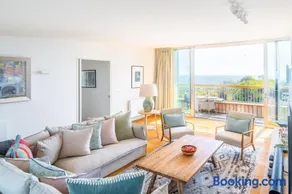 Heath House - Image 2