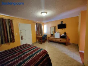 Western Motel - Image 5
