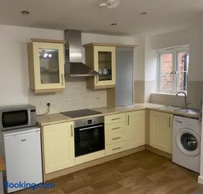 Shepshed 2 Bedroom Apartment - Image 4