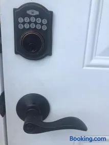 Your House in Miami - Image 4