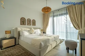 Chic 1BR Oasis -City Stylish Retreat - Image 2