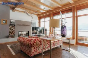 Luxus Seaside Loft - Image 4