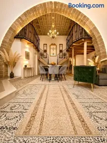 Heliareti Traditional House - Image 2