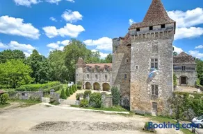 Vie de château à St-Jean-de-Côle - Image 1