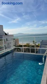 Luxo e exclusividade - Apartamento a 30m da praia da Cachoeira Floripa - Image 3