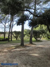 L'Hymette - Image 3