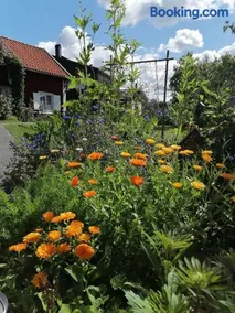 Rustik gäststuga med lantlig känsla nära Örebro city - Image 3