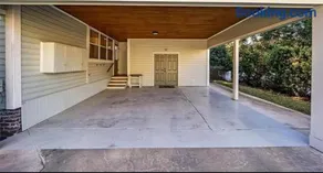 Awesome Historic 2BR2BA Home Closest to DT Ocala - Image 3