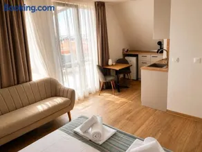 Studios and Apartments by Sea View - Image 4