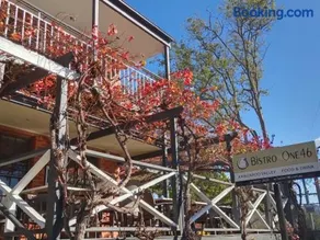 Myrtle Tree Lodge - Image 1