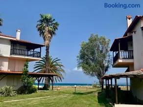 Villa Fourka 2 on the beach - Image 1